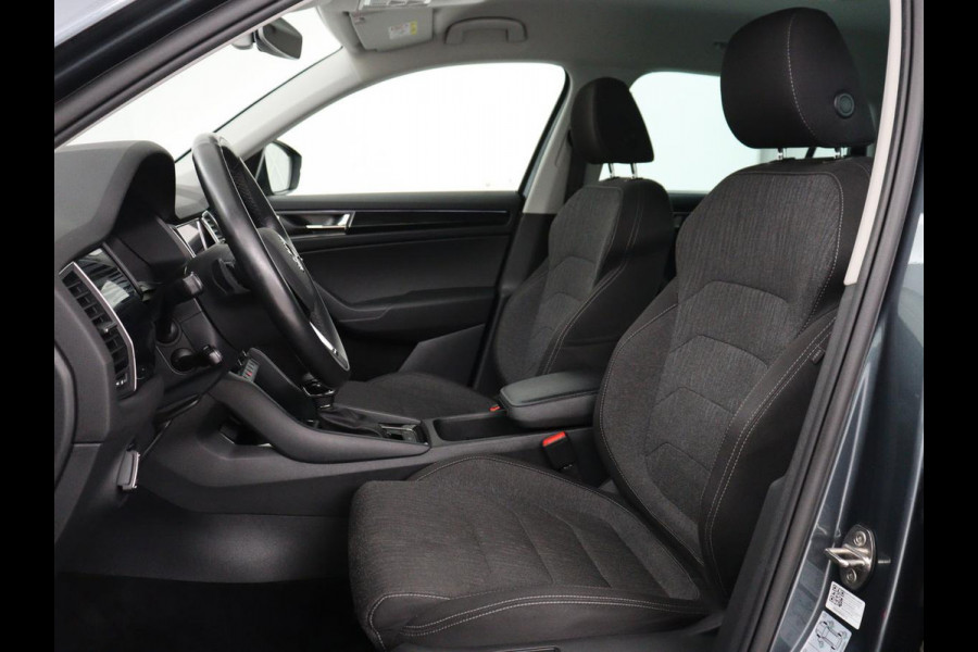 Škoda Kodiaq 2.0 TSI 4x4 Style | Trekhaak | Stoelverwarming | 360 Camera | Adaptive cruise | Carplay | Canton Sound | Navigatie | Park Assist | Sfeerverlichting | Full LED | Memory | Achterbankverwarming