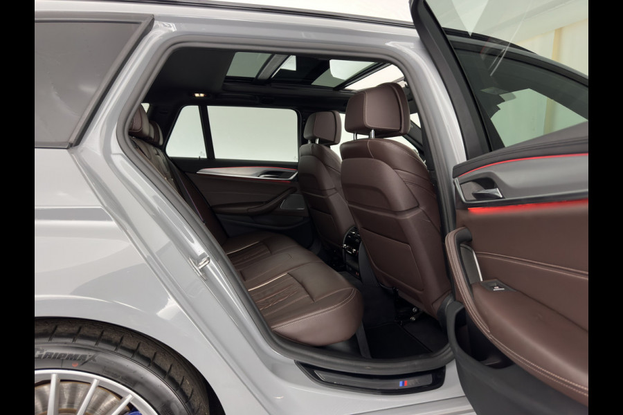 BMW 5 Serie Touring M550d xDrive High Executive M-Sportpack Aut. *PANO | LEATHER | LASER-LED | BLINDSPOT | MEMORY-PACK | HARMAN/KARDON |  DIGI-COCKPIT | AMBIENTLIGHT | SHIFTPADDLES | HEAD-UP | ADAPTIVE-CRUISE | TOWBAR | 19''ALU*