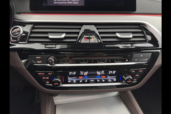 BMW 5 Serie Touring M550d xDrive High Executive M-Sportpack Aut. *PANO | LEATHER | LASER-LED | BLINDSPOT | MEMORY-PACK | HARMAN/KARDON |  DIGI-COCKPIT | AMBIENTLIGHT | SHIFTPADDLES | HEAD-UP | ADAPTIVE-CRUISE | TOWBAR | 19''ALU*