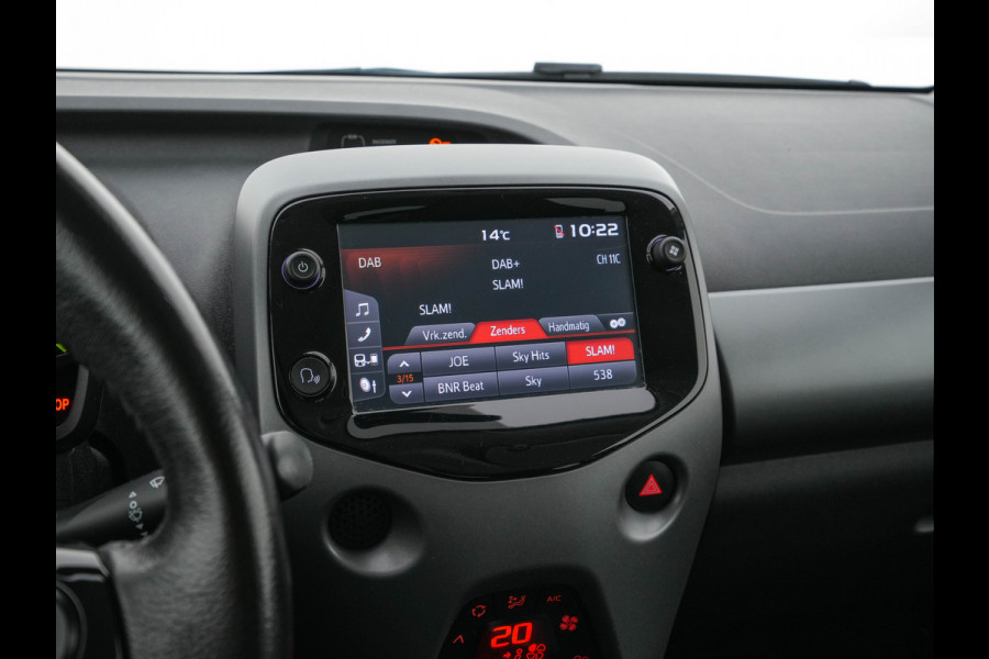 Toyota Aygo 1.0 VVT-i x-cite *AIRCO | CRUISE | CAMERA | CARPLAY | DAB | COMFORT-SEATS | PRIVACY-GLASS*