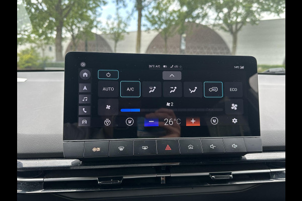 MG Mg4 electric Luxury 64 kWh SOH 96% | 10K KM!! |360 CAMERA| 7 JAAR MG GARANTIE T/M 07-2031| ELEK. STOEL| DODE HOEK SENSOR| STOEL + STUURVERWARMING| ADAPTIVE CRUISE CONTROL