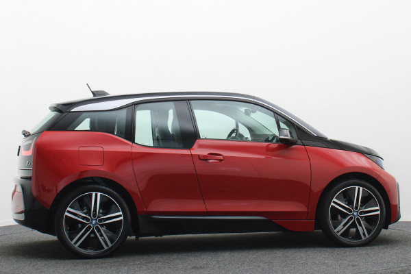 BMW i3 Executive Edition 120Ah 42 kWh Warmtepomp, SOH 93%, Camera, Cruise, Climate, Stoelverwarming, 20''
