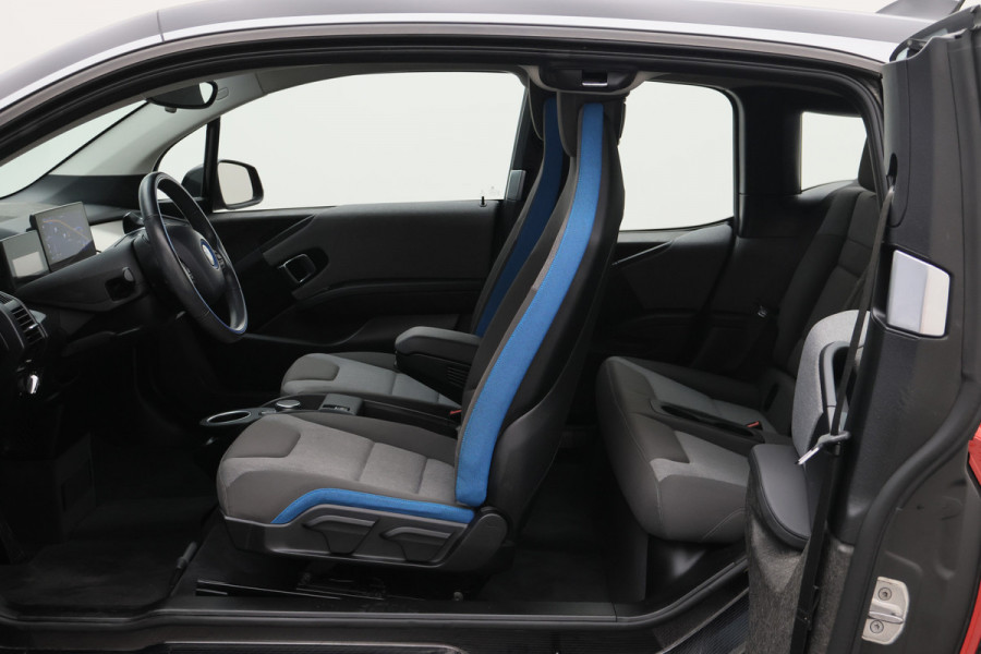 BMW i3 Executive Edition 120Ah 42 kWh Warmtepomp, SOH 93%, Camera, Cruise, Climate, Stoelverwarming, 20''