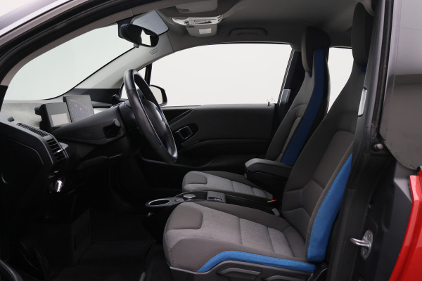 BMW i3 Executive Edition 120Ah 42 kWh Warmtepomp, SOH 93%, Camera, Cruise, Climate, Stoelverwarming, 20''