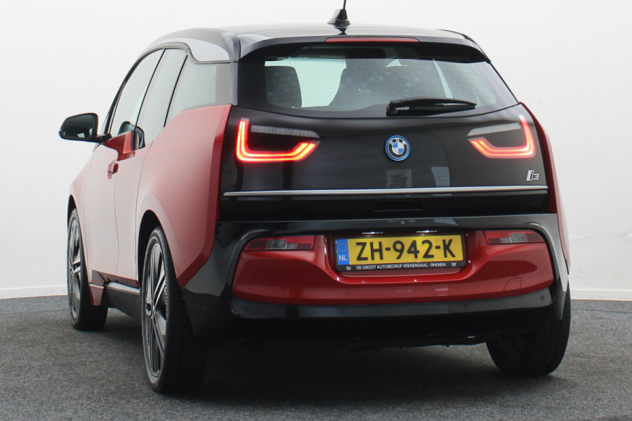 BMW i3 Executive Edition 120Ah 42 kWh Warmtepomp, SOH 93%, Camera, Cruise, Climate, Stoelverwarming, 20''