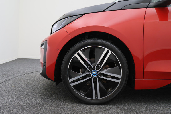 BMW i3 Executive Edition 120Ah 42 kWh Warmtepomp, SOH 93%, Camera, Cruise, Climate, Stoelverwarming, 20''