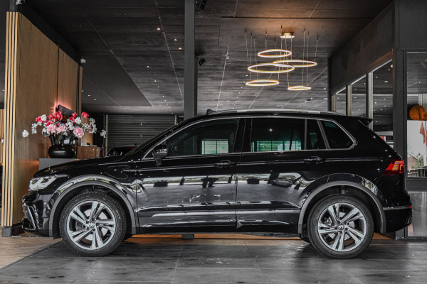 Volkswagen Tiguan 1.4 TSI eHybrid R-Line, Pano, ACC, IQ Lights, Camera, Carplay, Ambient, Dodeh, Stuurverw.!