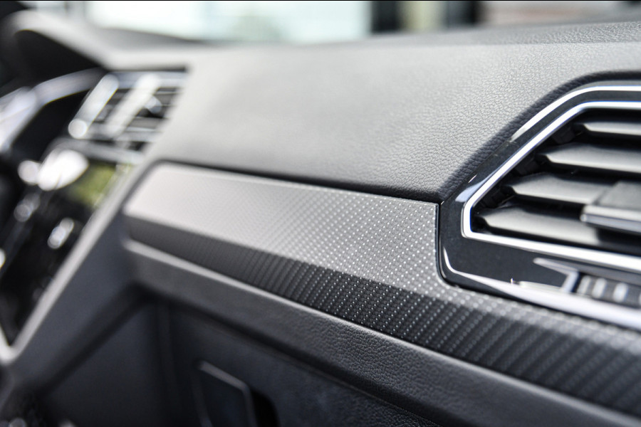 Volkswagen Tiguan 1.4 TSI eHybrid R-Line, Pano, ACC, IQ Lights, Camera, Carplay, Ambient, Dodeh, Stuurverw.!