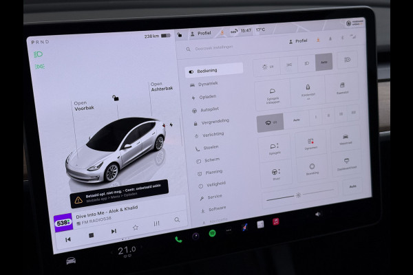 Tesla Model 3 Standard RWD Plus LFP Accu SOH 90,5% Warmtepomp Lmv 19" Elek.Achterklep Leder Panoramadak Navi Ecc Camera's Navi Ecc Pdc Traffic Aware Cruise + Aut.Sturen Lmv Led Elek.Stoelen+Memory+Verwarmd Dealeronderhouden Origineel Nederlandse Auto Garantie op Accu en Motor tot 21-6-2030/160.000km