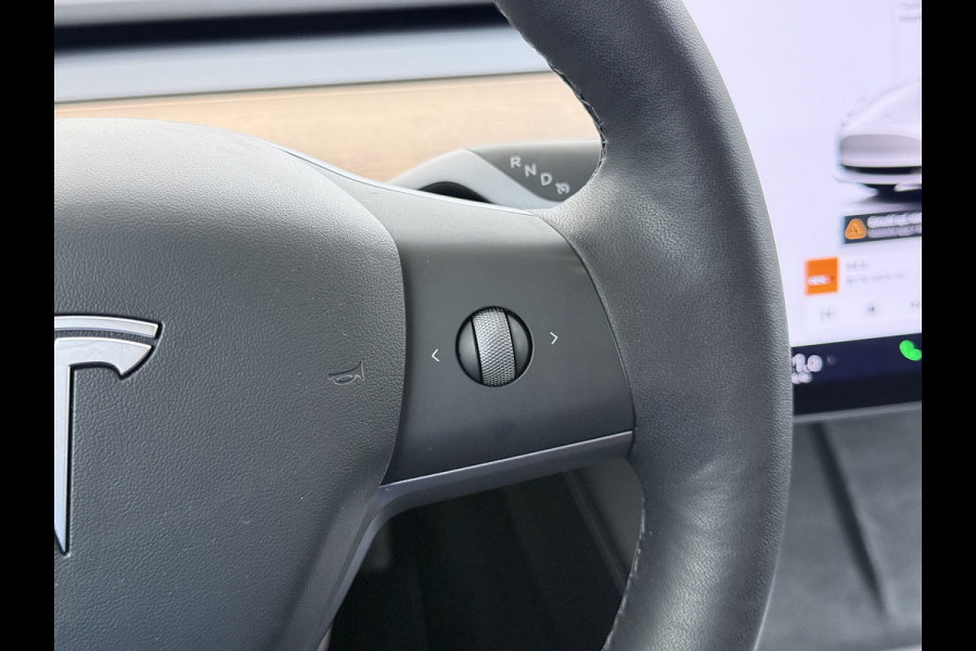 Tesla Model 3 Standard RWD Plus LFP Accu SOH 90,5% Warmtepomp Lmv 19" Elek.Achterklep Leder Panoramadak Navi Ecc Camera's Navi Ecc Pdc Traffic Aware Cruise + Aut.Sturen Lmv Led Elek.Stoelen+Memory+Verwarmd Dealeronderhouden Origineel Nederlandse Auto Garantie op Accu en Motor tot 21-6-2030/160.000km