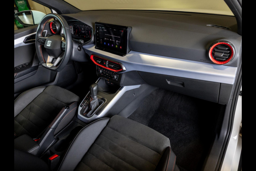 Seat Arona 1.0 TSI FR Business Connect / 110pk / Trekhaak / Dodehoek herkenning / Stoelverwarming /