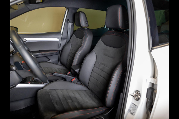 Seat Arona 1.0 TSI FR Business Connect / 110pk / Trekhaak / Dodehoek herkenning / Stoelverwarming /