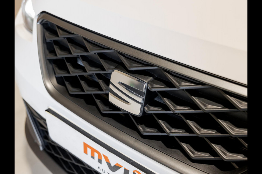 Seat Arona 1.0 TSI FR Business Connect / 110pk / Trekhaak / Dodehoek herkenning / Stoelverwarming /