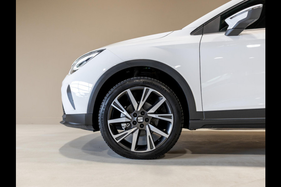 Seat Arona 1.0 TSI FR Business Connect / 110pk / Trekhaak / Dodehoek herkenning / Stoelverwarming /