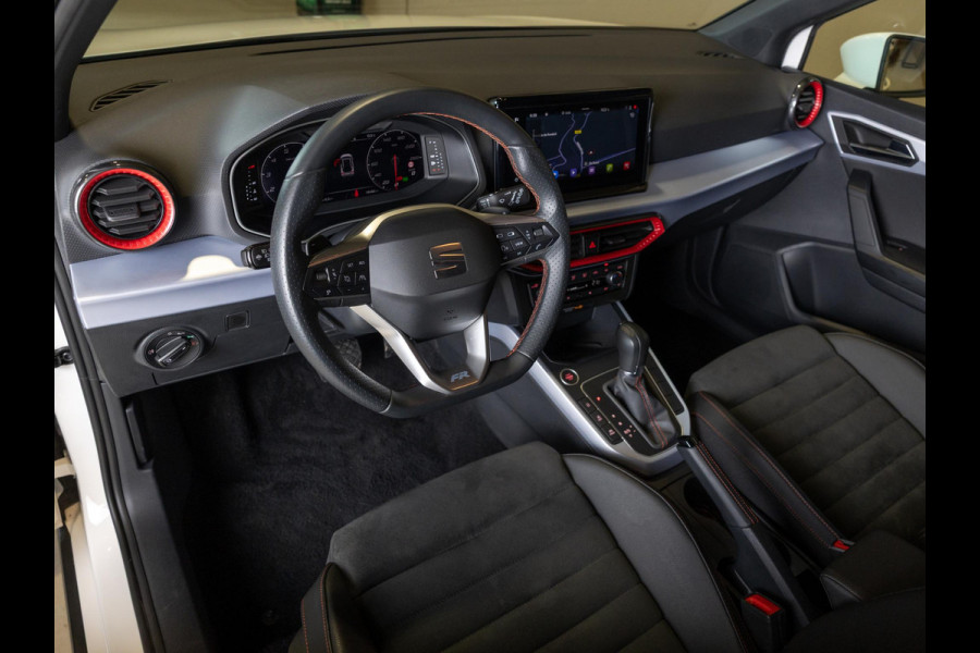 Seat Arona 1.0 TSI FR Business Connect / 110pk / Trekhaak / Dodehoek herkenning / Stoelverwarming /