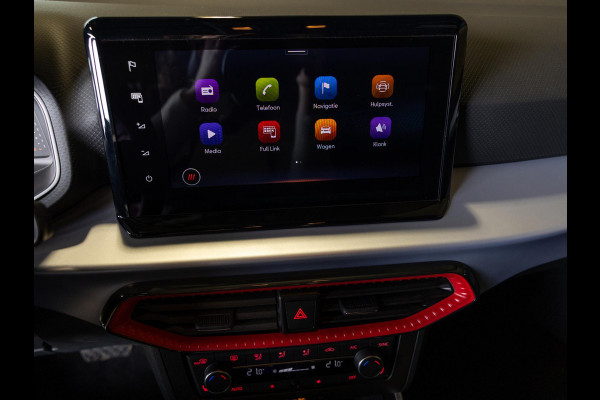Seat Arona 1.0 TSI FR Business Connect / 110pk / Trekhaak / Dodehoek herkenning / Stoelverwarming /