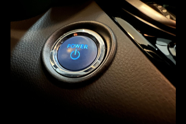 Toyota C-HR 1.8 Hybrid Bi-Tone NAVI/LED/DAB/CRUISE/ECC/PDC/CARPLAY/CAM///