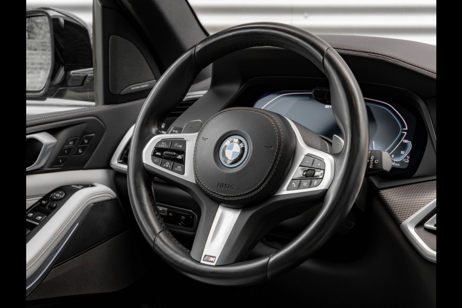 BMW X5 xDrive45e M-Sport - Pano - Comfortzetels - Trekhaak - Ventilatie + Massagezetels