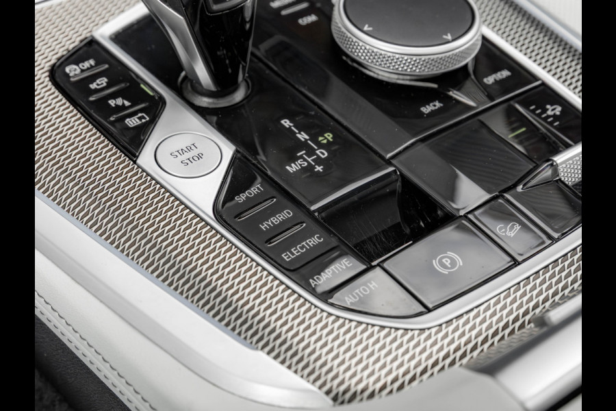 BMW X5 xDrive45e M-Sport - Pano - Comfortzetels - Trekhaak - Ventilatie + Massagezetels