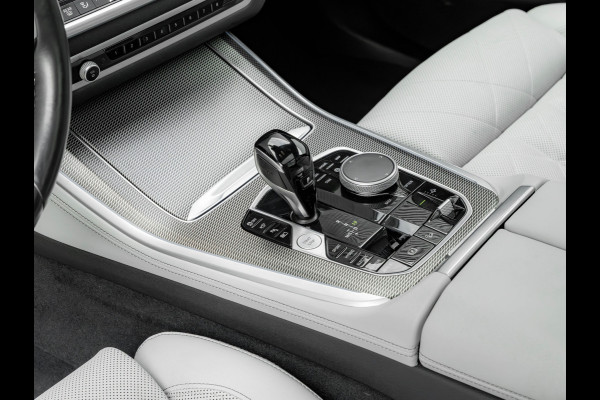 BMW X5 xDrive45e M-Sport - Pano - Comfortzetels - Trekhaak - Ventilatie + Massagezetels