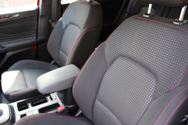 Ford FOCUS Wagon 1.0 EcoBoost Hybrid ST Line X | Head-Up | Adaptieve cruise | Trekhaak | Winterpack