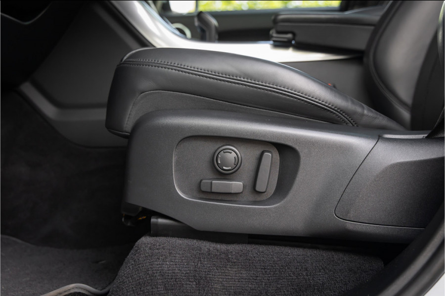 Land Rover Range Rover Sport P400e HSE Dynamic Black Pack