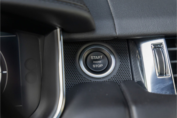 Land Rover Range Rover Sport P400e HSE Dynamic Black Pack