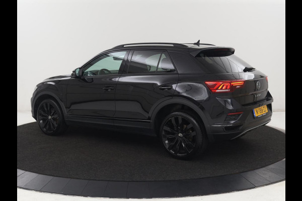 Volkswagen T-Roc 1.5 TSI Sport | Carplay | Virtual Cockpit | Full LED | Navigatie | Climate control | Parkeerhulp | 19'' lichtmetalen velgen | Bluetooth | Getint glas | Sportstuur