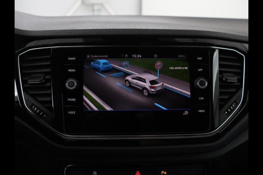 Volkswagen T-Roc 1.5 TSI Sport | Carplay | Virtual Cockpit | Full LED | Navigatie | Climate control | Parkeerhulp | 19'' lichtmetalen velgen | Bluetooth | Getint glas | Sportstuur