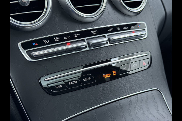 Mercedes-Benz C-Klasse Estate 300 EQ Hybrid Business Sol. AMG Night Ltd Panoramadak Trekhaak Navi 360°Camera Stoelverwarming Apple Carplay Android Auto Matrix Led Lmv Privacy Glas Elek. Privacy Glas Bluetooth Elek.Achterklep Led 1.800KG Trekgewicht 1e Eigenaar Dealeronderhouden Origineel Nederlandse Auto