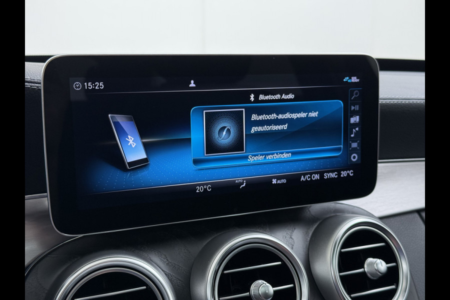 Mercedes-Benz C-Klasse Estate 300 EQ Hybrid Business Sol. AMG Night Ltd Panoramadak Trekhaak Navi 360°Camera Stoelverwarming Apple Carplay Android Auto Matrix Led Lmv Privacy Glas Elek. Privacy Glas Bluetooth Elek.Achterklep Led 1.800KG Trekgewicht 1e Eigenaar Dealeronderhouden Origineel Nederlandse Auto