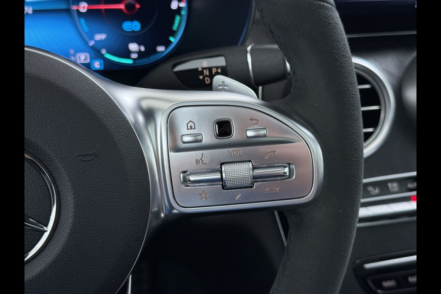 Mercedes-Benz C-Klasse Estate 300 EQ Hybrid Business Sol. AMG Night Ltd Panoramadak Trekhaak Navi 360°Camera Stoelverwarming Apple Carplay Android Auto Matrix Led Lmv Privacy Glas Elek. Privacy Glas Bluetooth Elek.Achterklep Led 1.800KG Trekgewicht 1e Eigenaar Dealeronderhouden Origineel Nederlandse Auto