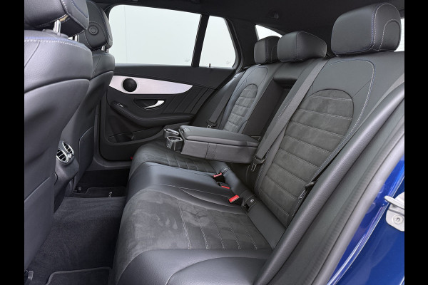 Mercedes-Benz C-Klasse Estate 300 EQ Hybrid Business Sol. AMG Night Ltd Panoramadak Trekhaak Navi 360°Camera Stoelverwarming Apple Carplay Android Auto Matrix Led Lmv Privacy Glas Elek. Privacy Glas Bluetooth Elek.Achterklep Led 1.800KG Trekgewicht 1e Eigenaar Dealeronderhouden Origineel Nederlandse Auto