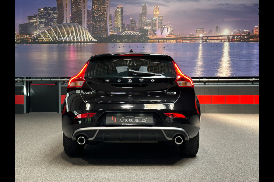 Volvo V40 2.0 D3 R-Design Sport Camera|Navi|Stoelverwarming|NL Auto