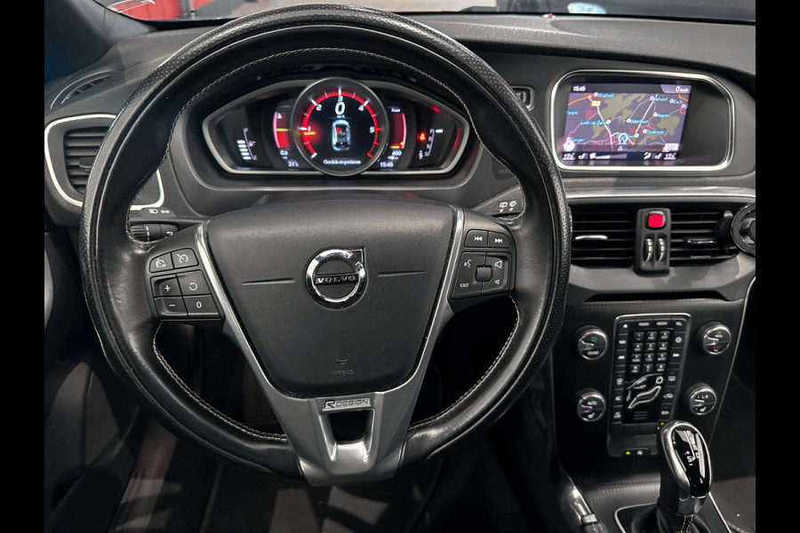 Volvo V40 2.0 D3 R-Design Sport Camera|Navi|Stoelverwarming|NL Auto