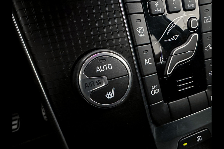 Volvo V40 2.0 D3 R-Design Sport Camera|Navi|Stoelverwarming|NL Auto