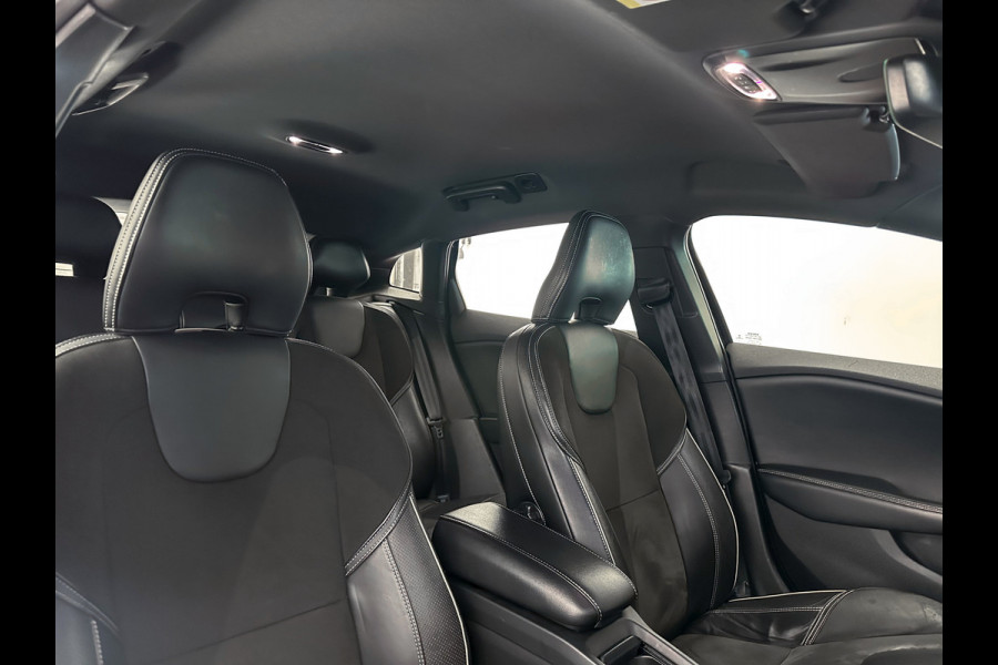 Volvo V40 2.0 D3 R-Design Sport Camera|Navi|Stoelverwarming|NL Auto