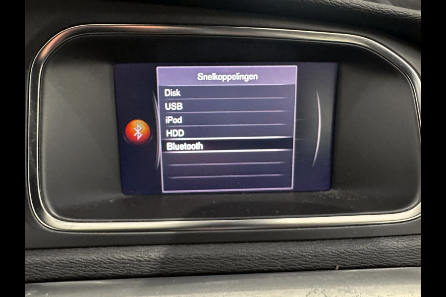 Volvo V40 2.0 D3 R-Design Sport Camera|Navi|Stoelverwarming|NL Auto