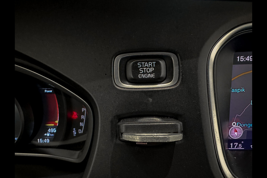 Volvo V40 2.0 D3 R-Design Sport Camera|Navi|Stoelverwarming|NL Auto