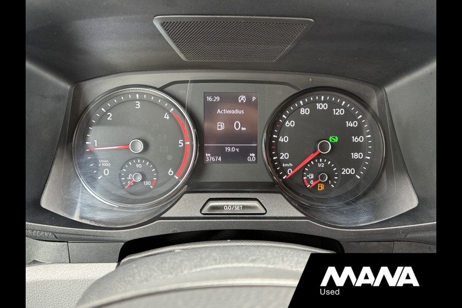 Volkswagen Crafter 35 2.0 TDI L3H3 Automaat Cruise Airco Sensoren