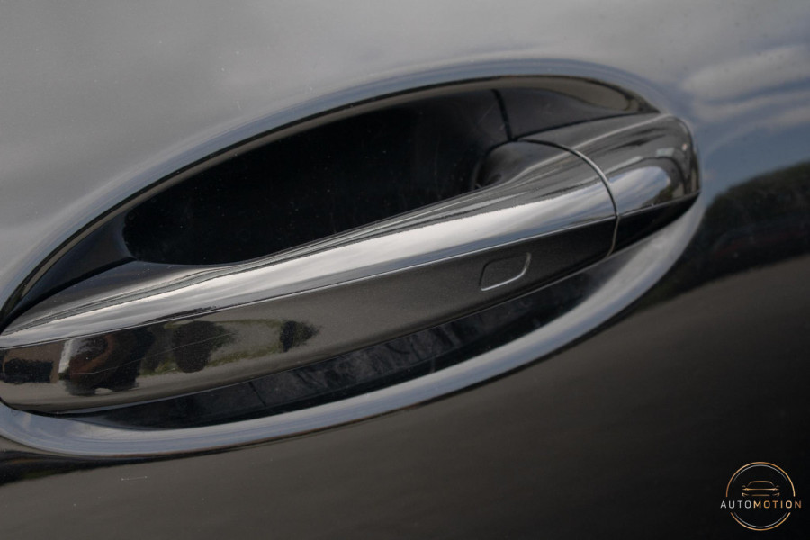Mercedes-Benz CLA-Klasse 200 AMG Pano Memory Camera Sfeer