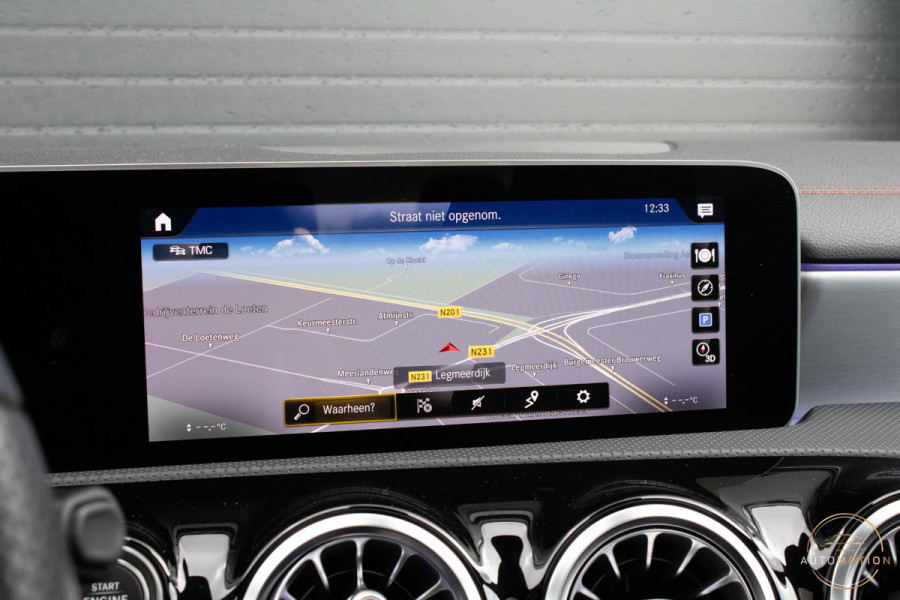 Mercedes-Benz CLA-Klasse 200 AMG Pano Memory Camera Sfeer