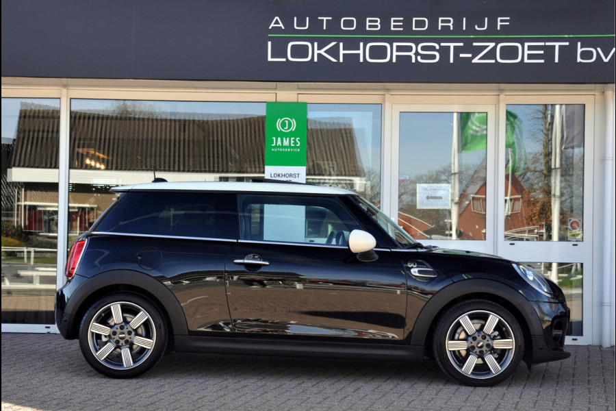 MINI Mini 1.5 Cooper 60 Years Edition | 25.000 km! | 1e eigenaar van juli 2019 | HK-Audio | Head Up | Panoramadak