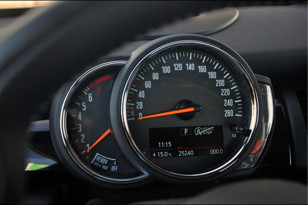 MINI Mini 1.5 Cooper 60 Years Edition | 25.000 km! | 1e eigenaar van juli 2019 | HK-Audio | Head Up | Panoramadak