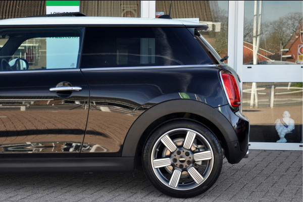 MINI Mini 1.5 Cooper 60 Years Edition | 25.000 km! | 1e eigenaar van juli 2019 | HK-Audio | Head Up | Panoramadak
