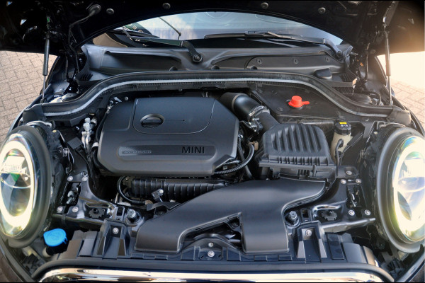 MINI Mini 1.5 Cooper 60 Years Edition | 25.000 km! | 1e eigenaar van juli 2019 | HK-Audio | Head Up | Panoramadak