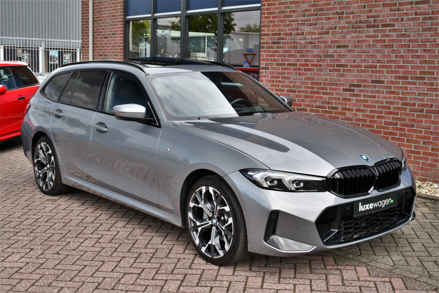 BMW 3 Serie Touring 330e xDrive M-Sport Pano El-zetels HUD 360-cam LCI-2