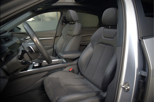 Audi e-tron Sportback 50 quattro S edition 71 kWh S-Line | Bang & Olufsen | Panoramadak | Stoelverwarming | Adaptive Cruise Control | Ambiance Verlichting | 360 Camera | Luchtvering | Memory Seat | Keyless | Trekhaak | SOH 89%