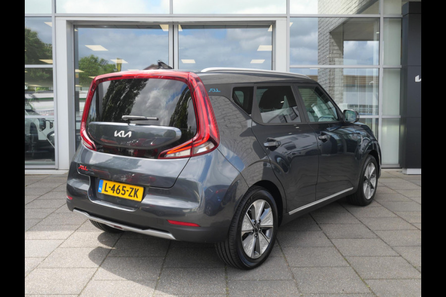 Kia e-Soul DynamicPlusLine 64 kWh | SOH 93,4% | Warmtepomp | Navigatie | Adaptief | Camera | Stoel/Stuurverwarming