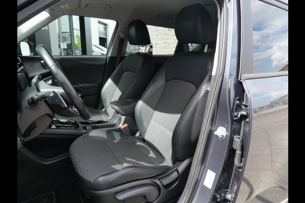 Kia e-Soul DynamicPlusLine 64 kWh | SOH 93,4% | Warmtepomp | Navigatie | Adaptief | Camera | Stoel/Stuurverwarming